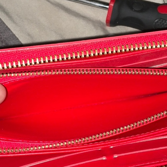 Louis Vuitton Vernis Hot red embossed patent leather wallet in box and dust bag! - Picture 7 of 7